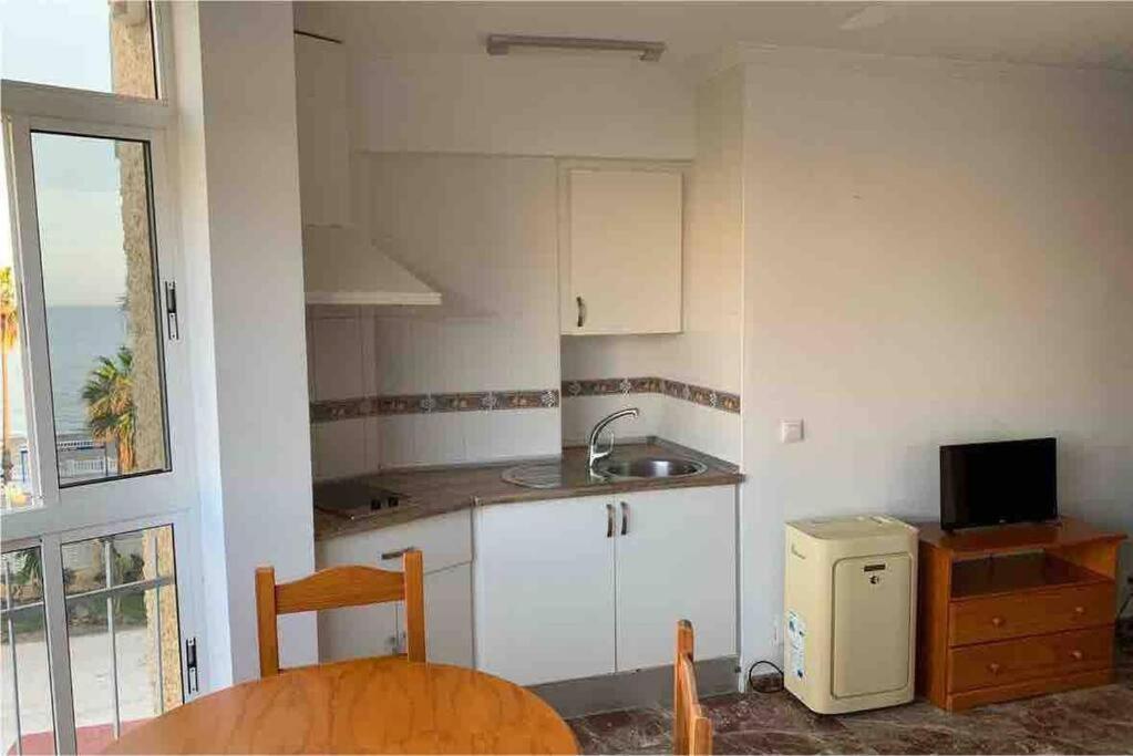 بينالماذينا Apartment First Line Of The Sea المظهر الخارجي الصورة