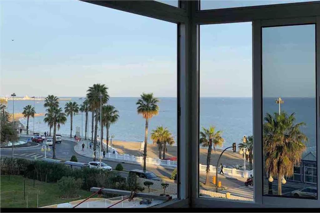 بينالماذينا Apartment First Line Of The Sea المظهر الخارجي الصورة